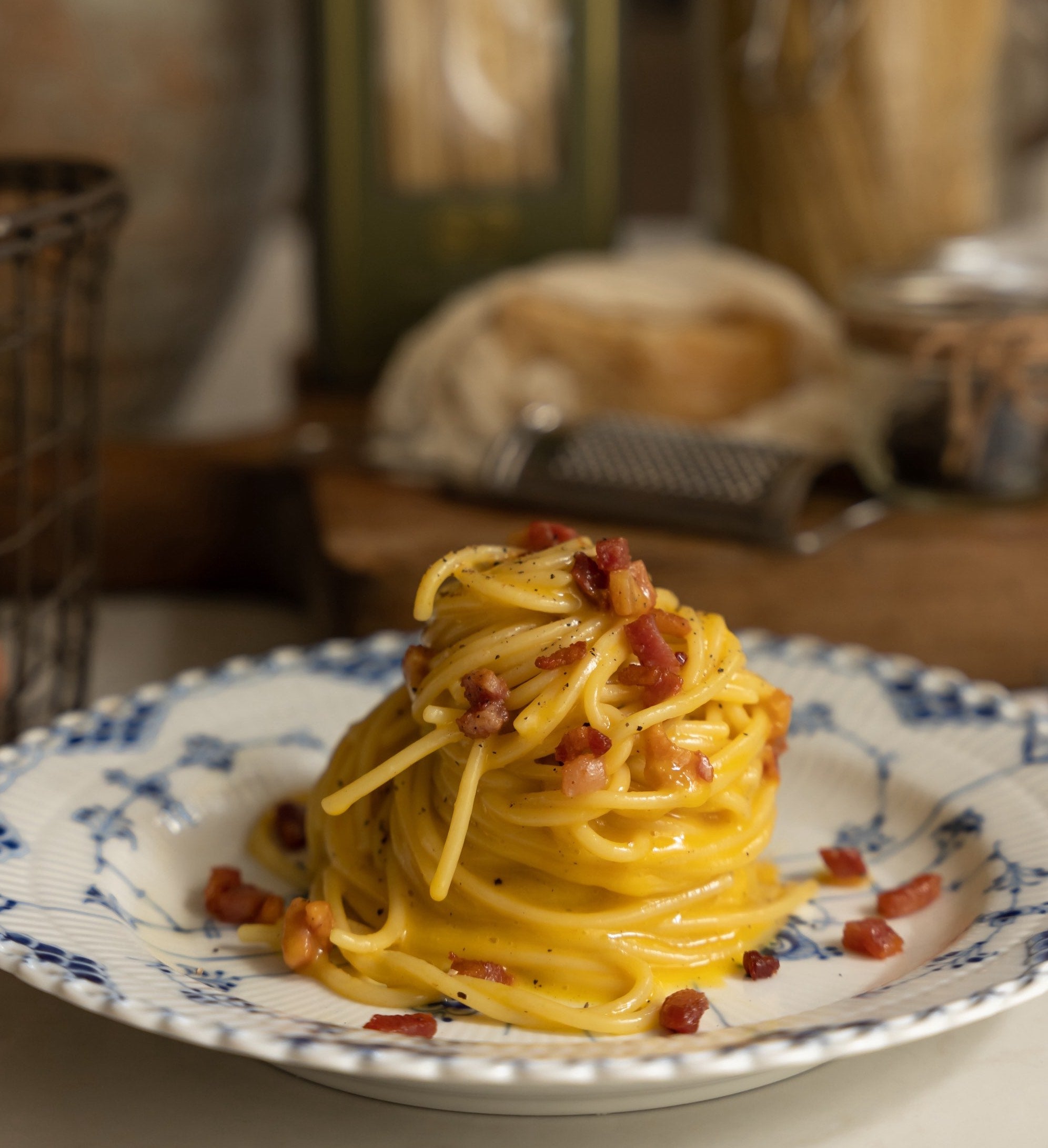 Traditional Spaghettoni Carbonara – Cucina Cipoletti